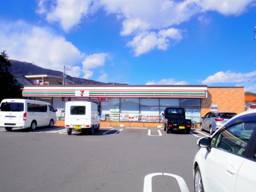 コンビニ　セブンイレブン 清水由比店（コンビニ）まで252m
