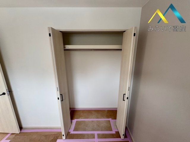 収納　自社撮影写真　建築中