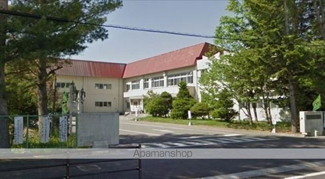 小学校　札内北小学校（小学校）まで2445m
