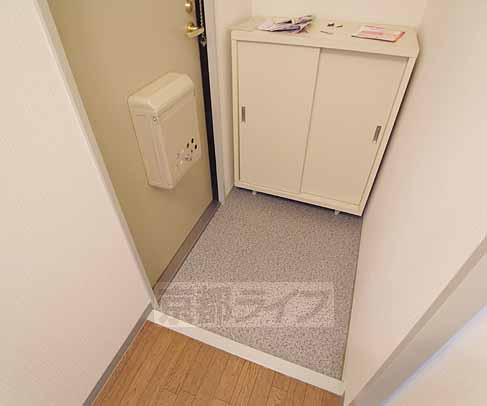 玄関　玄関です。