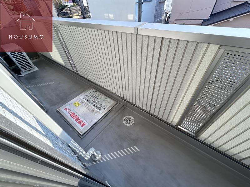 バルコニー　同施工会社・同型モデルの室内です。（参考写真・イメージ写真）
