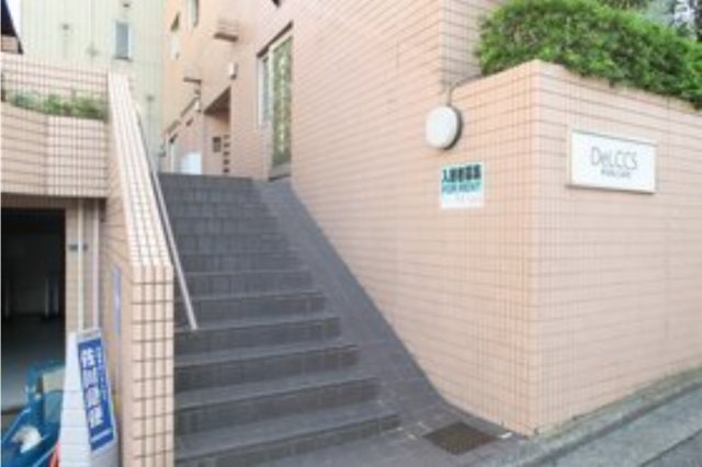 エントランス　外階段