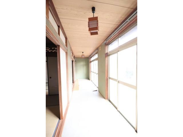 その他部屋・スペース　日本家屋ならではの縁側でゆったり♪