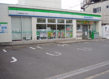 コンビニ　ファミリーマート 杉並成田東五丁目店（コンビニ）まで157m