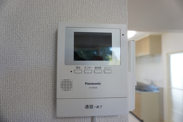 セキュリティ　来客時も安心のＴＶモニタ付インターホンです☆