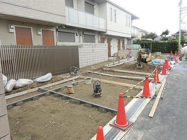 駐車場　敷地内駐車場！