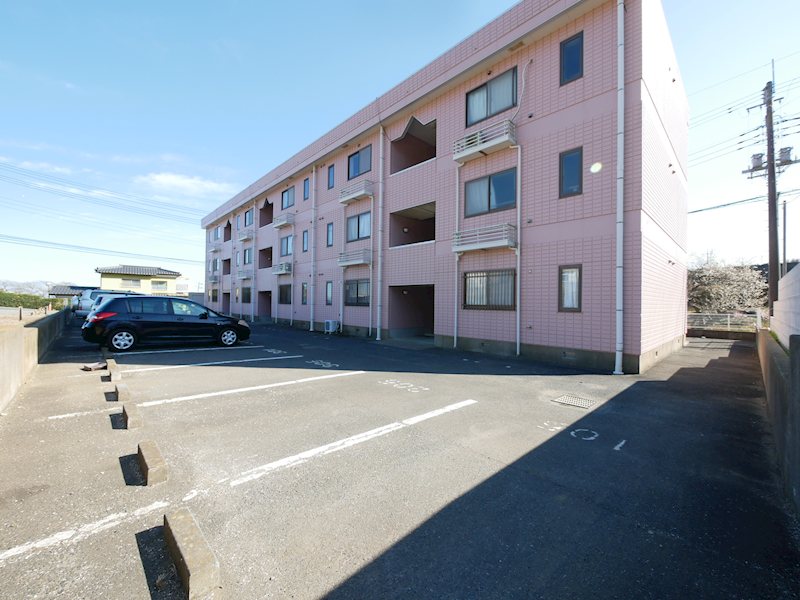 駐車場　敷地内駐車場