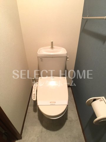 トイレ　ゆったりとした空間のトイレです 同型タイプ