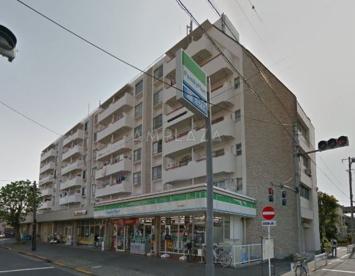 コンビニ　ファミリーマート大田池上徳持店（コンビニ）まで178m