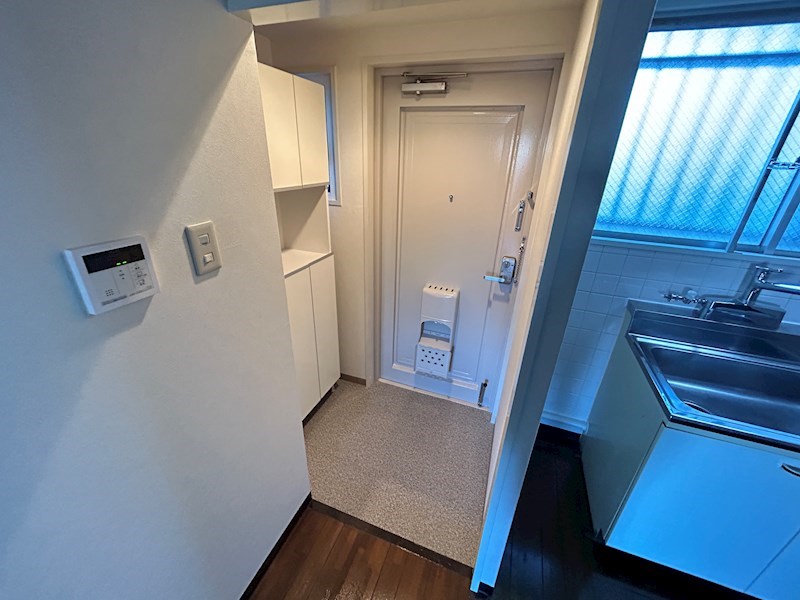 リバーサイド甲陽園の玄関写真