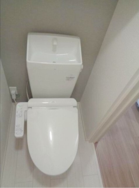 トイレ　参考写真