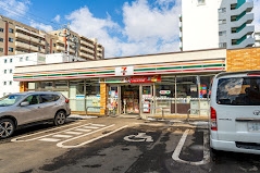 コンビニ　セブンイレブン札幌北2条東8丁目店（コンビニ）まで46m