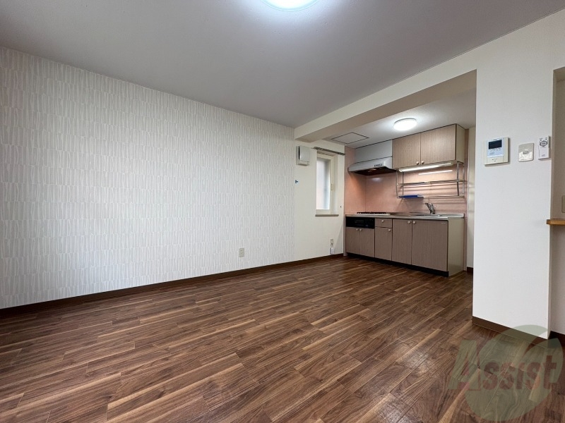 居室・リビング　広くてキレイなお部屋が広がっていて、充実した生活が送れそう。
