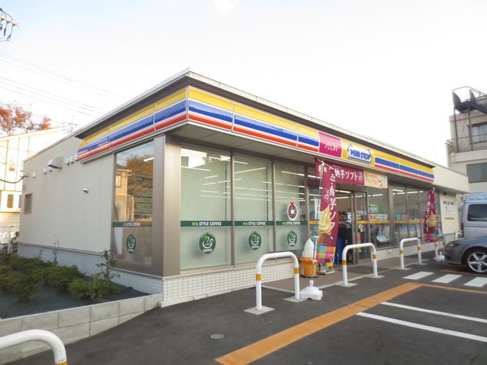 コンビニ　ミニストップ青葉荏田町店（コンビニ）まで365m