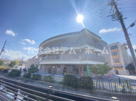 幼稚園・保育園　柏原市立柏原こども園（幼稚園・保育園）まで632m