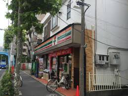コンビニ　セブンイレブン 中野6丁目店（コンビニ）まで111m
