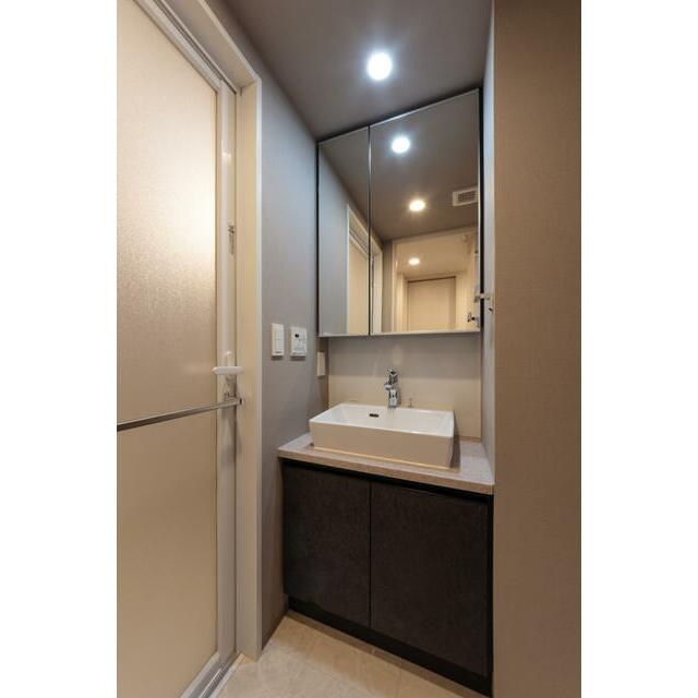洗面設備　※写真は同タイプ住戸です。