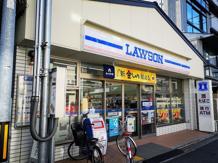 コンビニ　ローソン高辻柳馬場店（コンビニ）まで90m