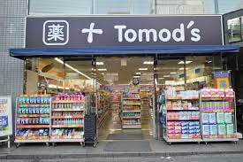 ドラックストア　トモズ秋葉原店（ドラッグストア）まで317m