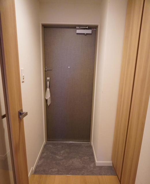 玄関　※写真は同タイプ住戸です。