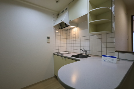 キッチン　※別部屋の写真です