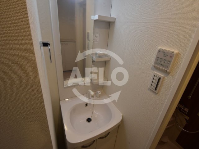 洗面設備　レオンヴァリエ都島北通　独立洗面台