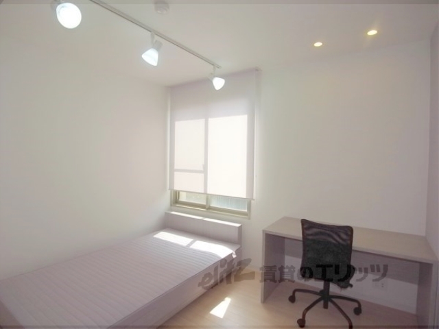 居室・リビング　シンプルなお部屋です。