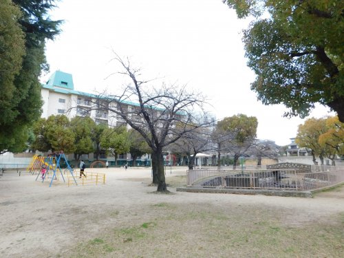 公園　宝島池公園（公園）まで870m