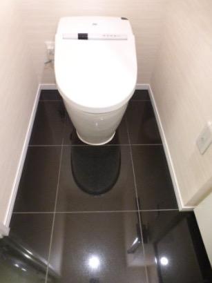 トイレ　別部屋参考写真
