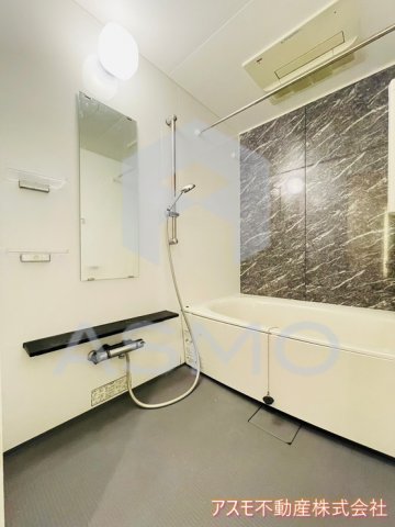 バス・シャワールーム　同マンション別部屋　参考写真