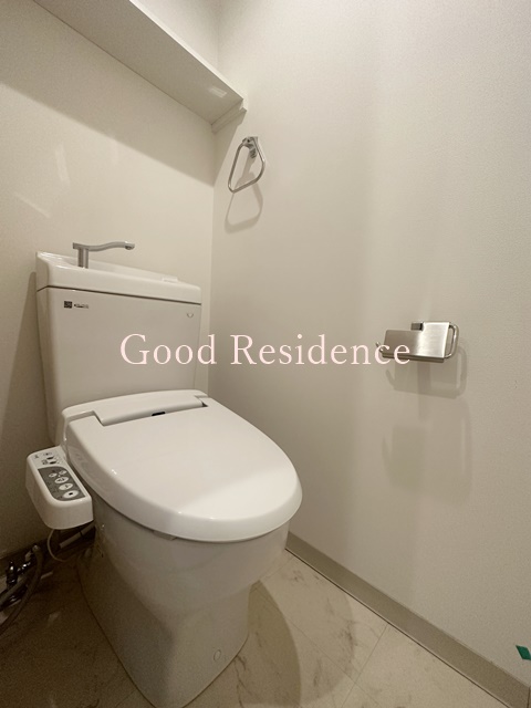 トイレ　【白基調の明るいお部屋です♪】オススメ物件です！