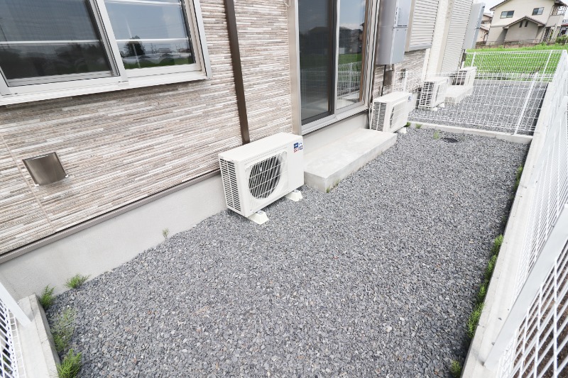庭　図面と現状に相違がある場合には現状を優先