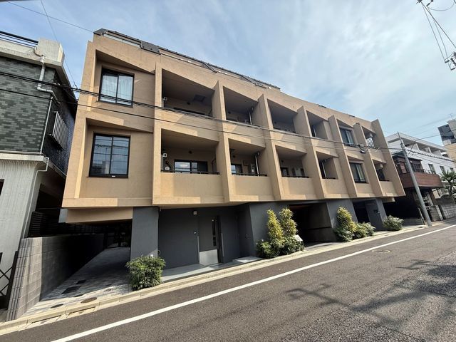 建物外観　２０２５年８月撮影