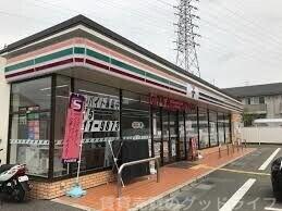 コンビニ　セブンイレブン京都竹田中内畑町店（コンビニ）まで252m
