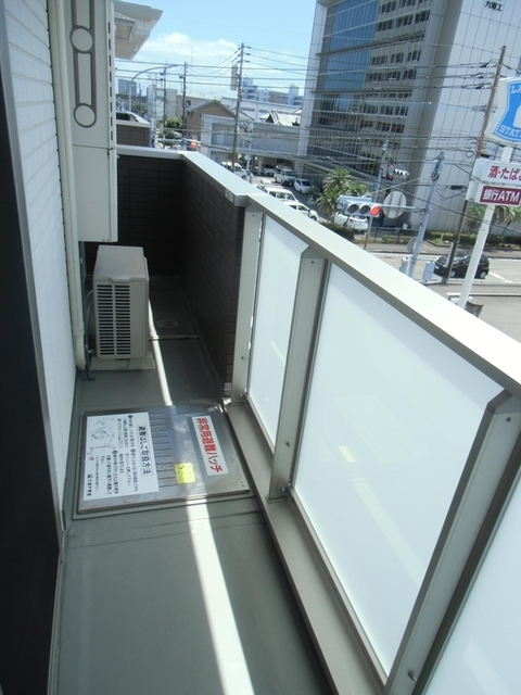 バルコニー　３０３　バルコニー