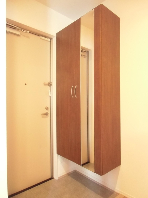 玄関　３０３　シューズクローク