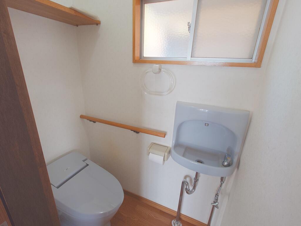 コート清水 大住借家のトイレ写真