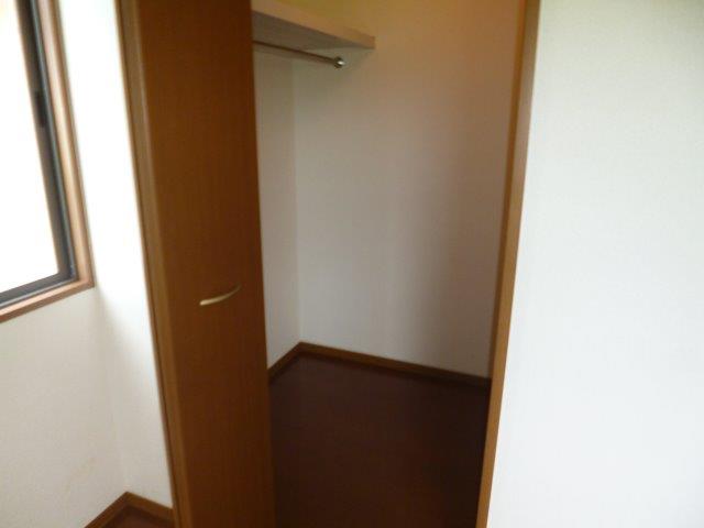 収納　ウォークインクローゼット