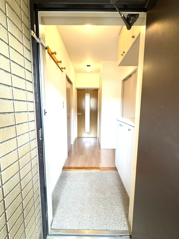 玄関　玄関から見たお部屋♪