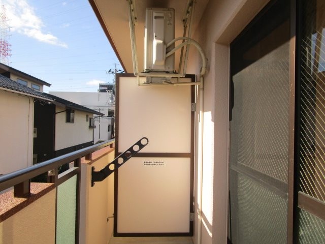 バルコニー　現況優先