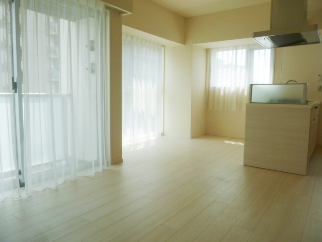 居室・リビング　内観1　別部屋参考写真