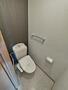 トイレ　温水洗浄便座のトイレスペースです♪