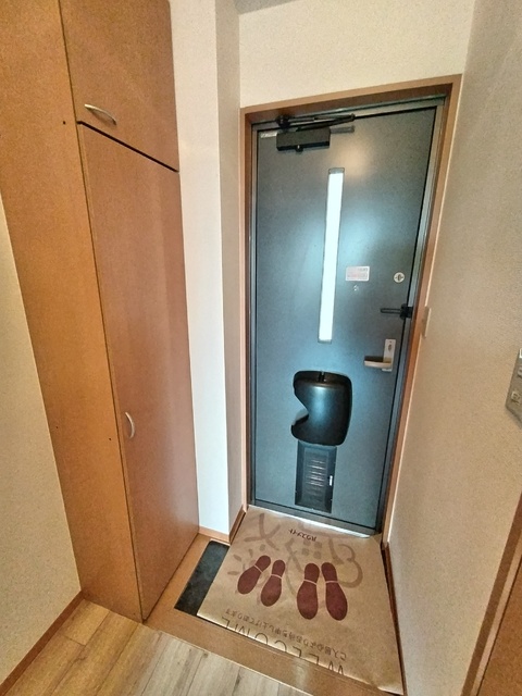 玄関　広々とした玄関です♪