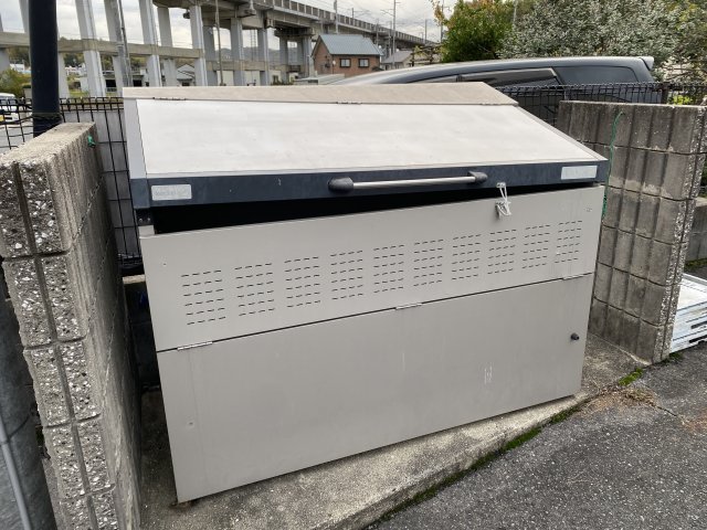 その他　ゴミ捨て場（その他）まで50m