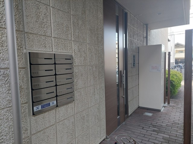 ロビー　モニター付きオートロック