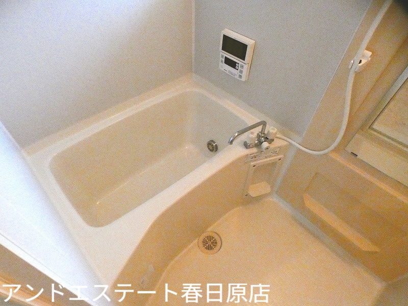バス・シャワールーム　追い焚きもできます