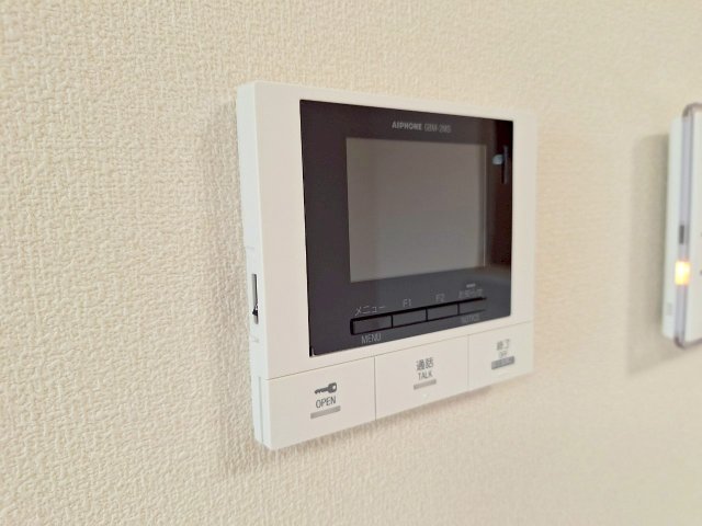 セキュリティ　★モニター付きのインターホン★