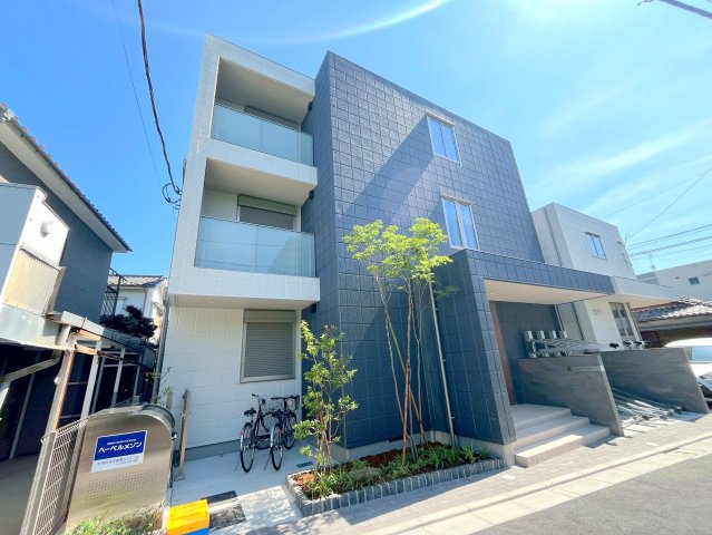 建物外観　★2025年完成の築浅物件★省エネ・断熱性に優れた旭化成ヘー