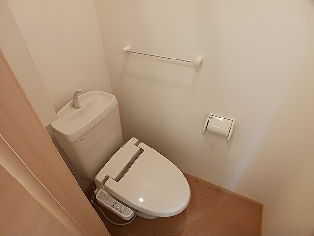 トイレ　ゆったりとした空間のトイレです