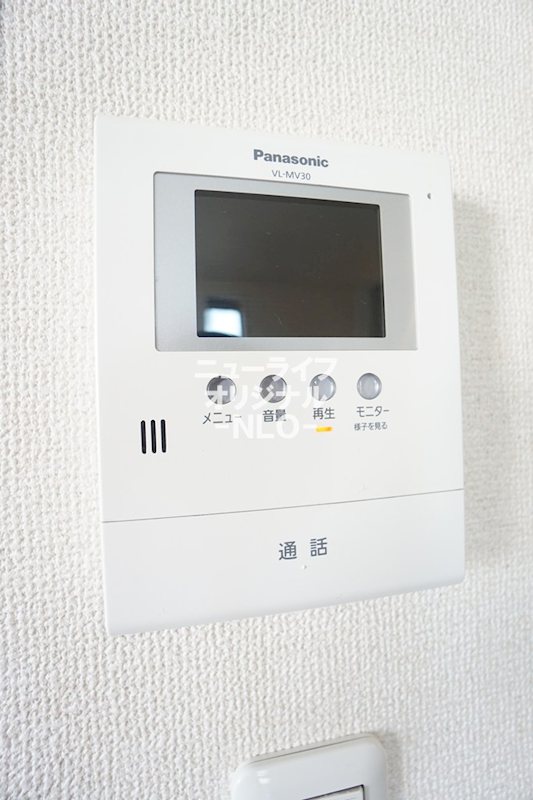 セキュリティ　室内から訪問者を事前に確認できるTVモニターホン付☆